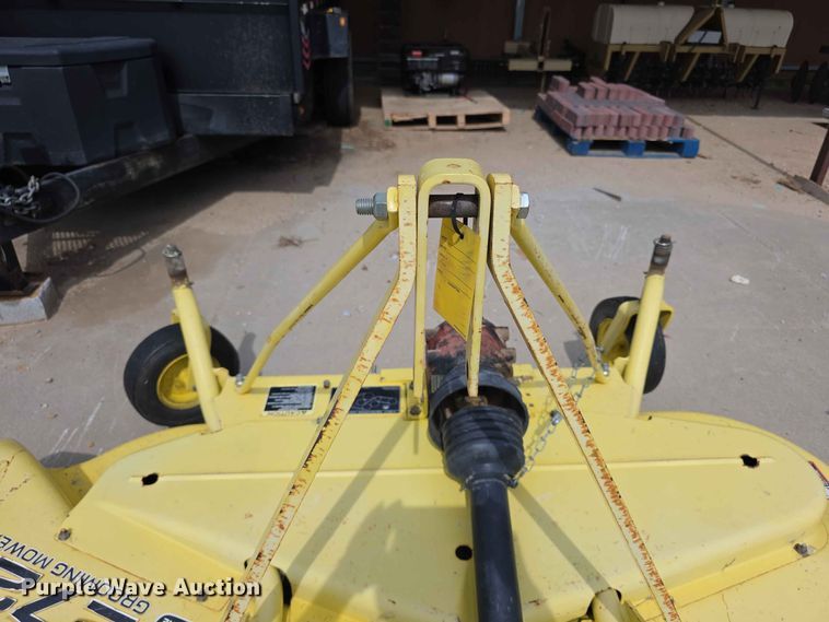 image for item NF9669 John Deere  272  rotary mower
