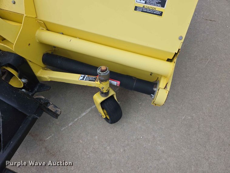 image for item NF9670 John Deere broom