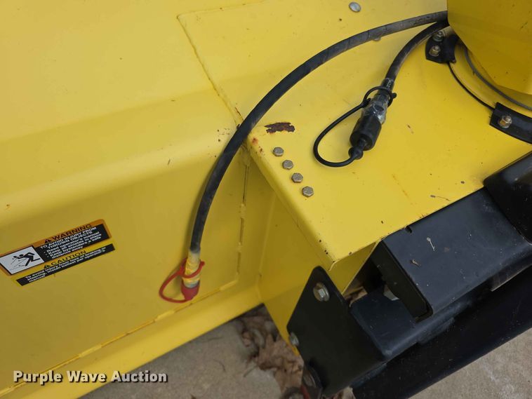 image for item NF9671 John Deere snow blower