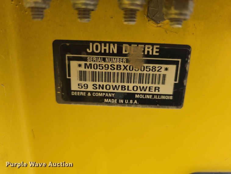 image for item NF9671 John Deere snow blower