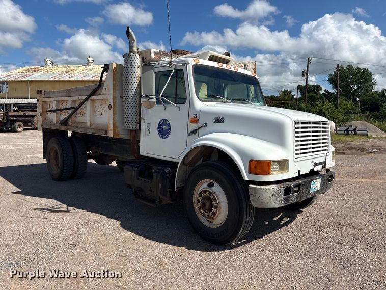 image for item NK9240 1997 International 4900 dump truck