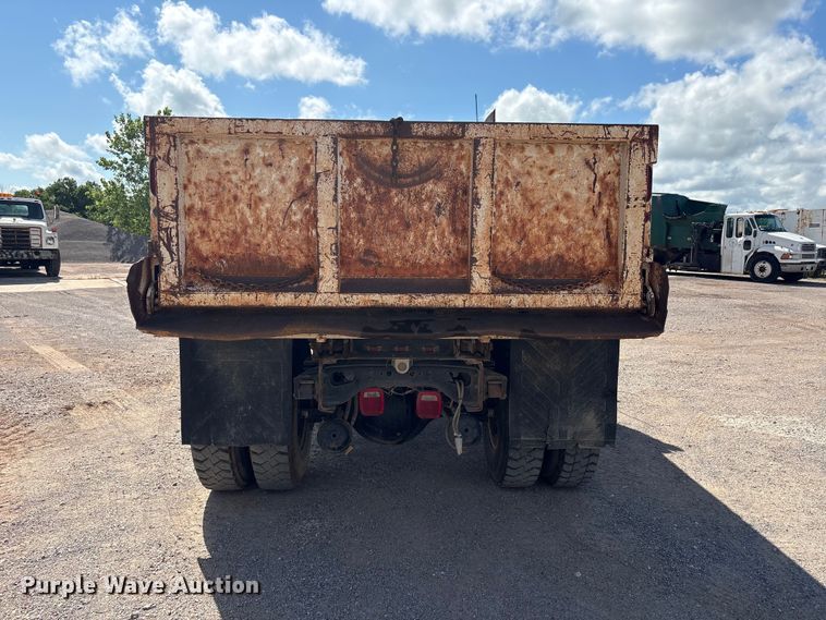 image for item NK9240 1997 International 4900 dump truck