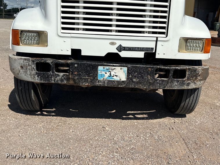 image for item NK9240 1997 International 4900 dump truck