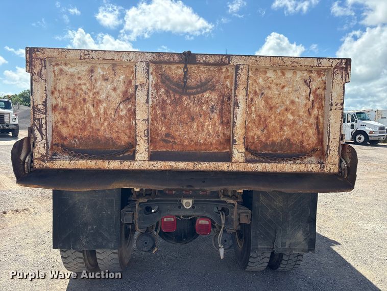 image for item NK9240 1997 International 4900 dump truck