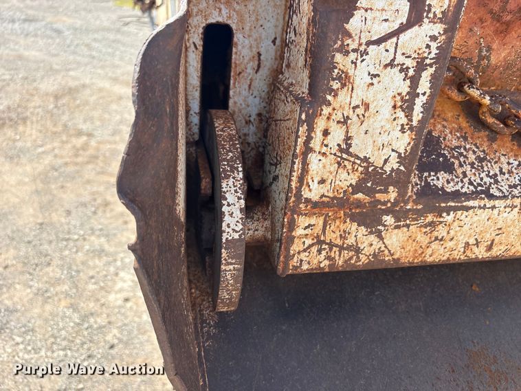 image for item NK9240 1997 International 4900 dump truck