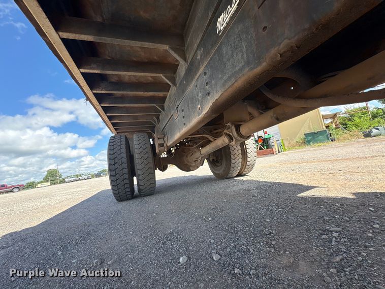 image for item NK9240 1997 International 4900 dump truck