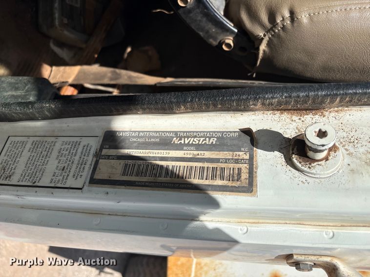 image for item NK9240 1997 International 4900 dump truck
