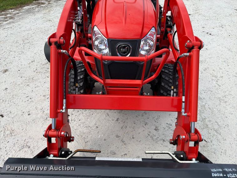 image for item DV7376 Kioti CS2520 MFWD tractor