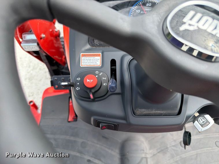 image for item DV7376 Kioti CS2520 MFWD tractor