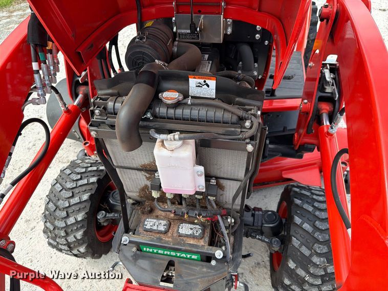 image for item DV7376 Kioti CS2520 MFWD tractor