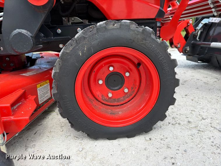 image for item DV7376 Kioti CS2520 MFWD tractor