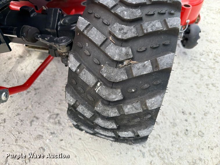 image for item DV7376 Kioti CS2520 MFWD tractor