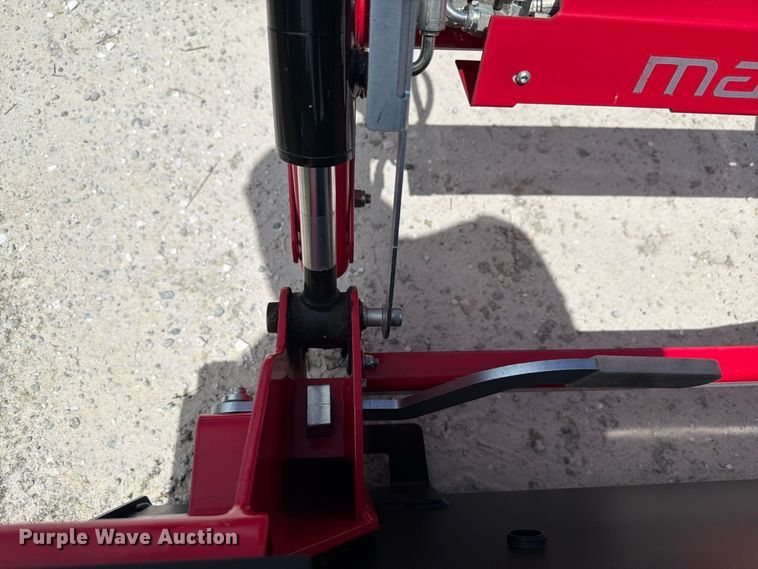 image for item DV7377 2024 Mahindra 1126 HST MFWD tractor