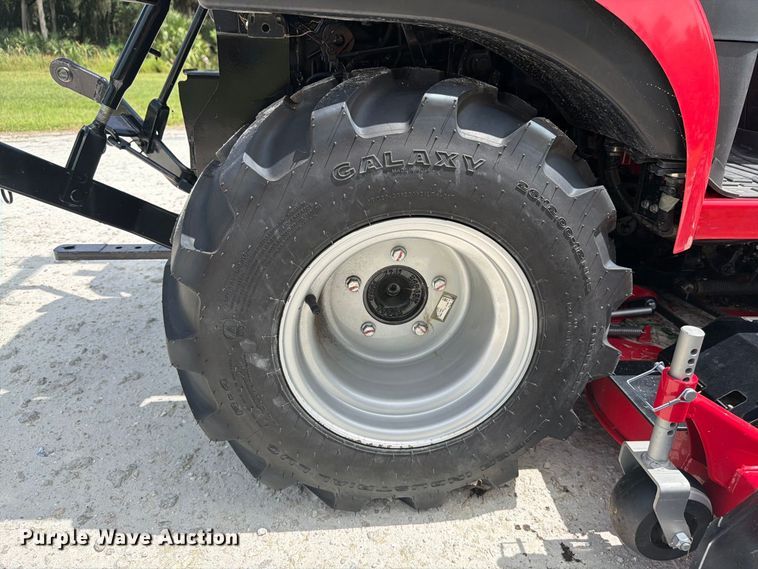 image for item DV7377 2024 Mahindra 1126 HST MFWD tractor