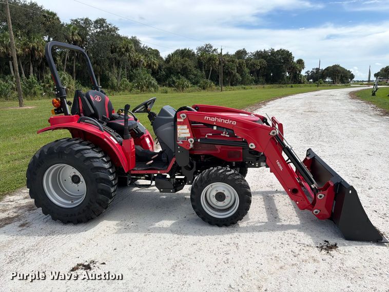 image for item DV7378 Mahindra 1626 MCH MFWD tractor