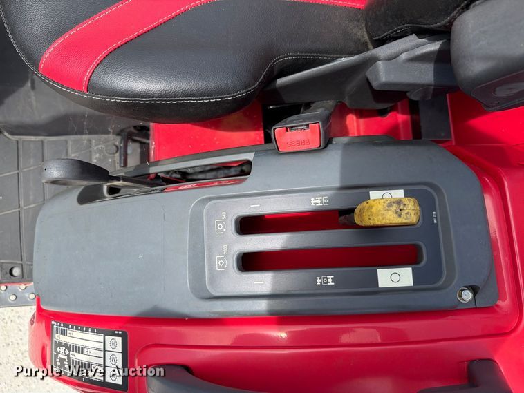 image for item DV7378 Mahindra 1626 MCH MFWD tractor