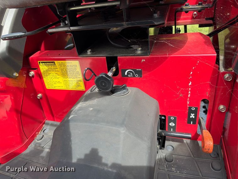 image for item DV7378 Mahindra 1626 MCH MFWD tractor