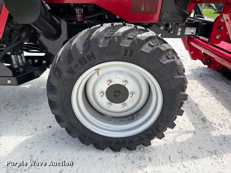 image for item DV7378 Mahindra 1626 MCH MFWD tractor