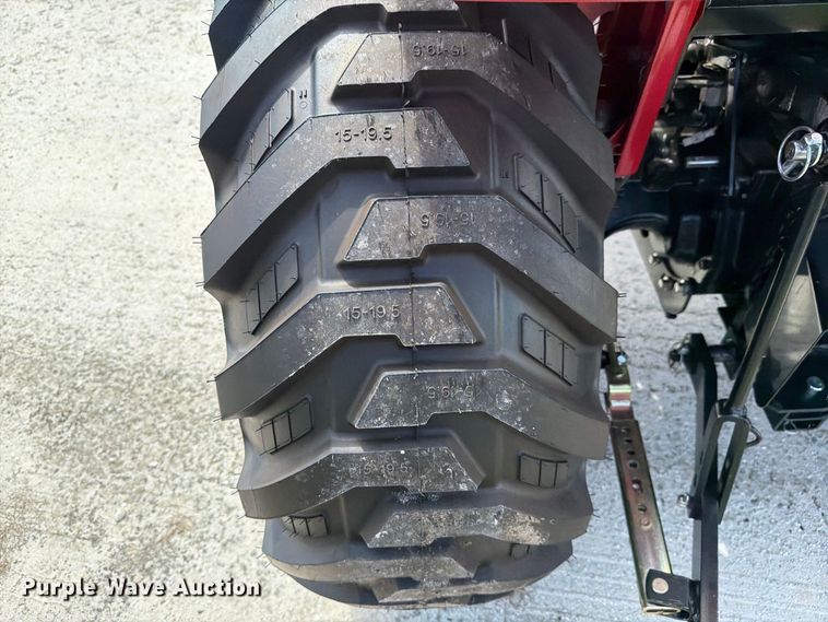 image for item DV7378 Mahindra 1626 MCH MFWD tractor