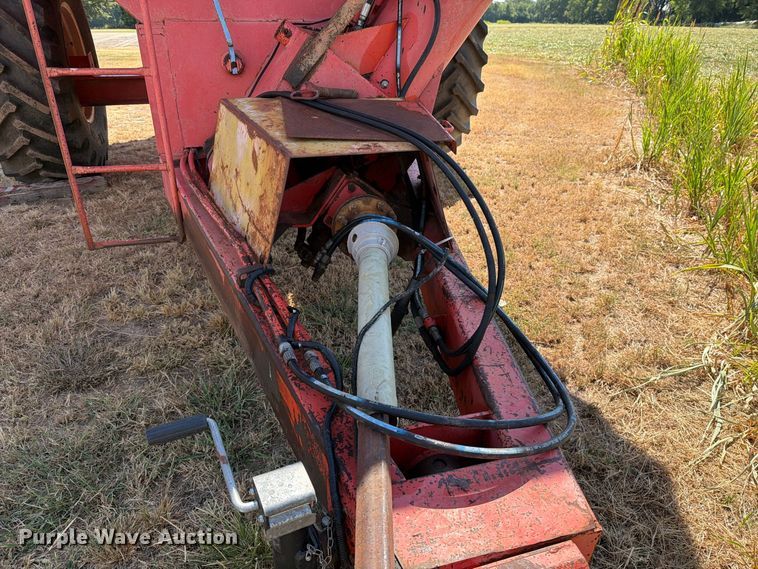 image for item DV8599 Killbros 1200 grain cart