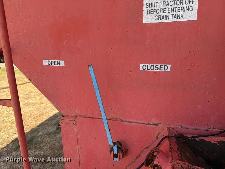 image for item DV8599 Killbros 1200 grain cart