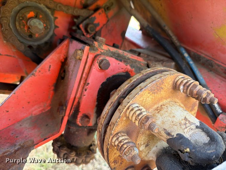 image for item DV8599 Killbros 1200 grain cart