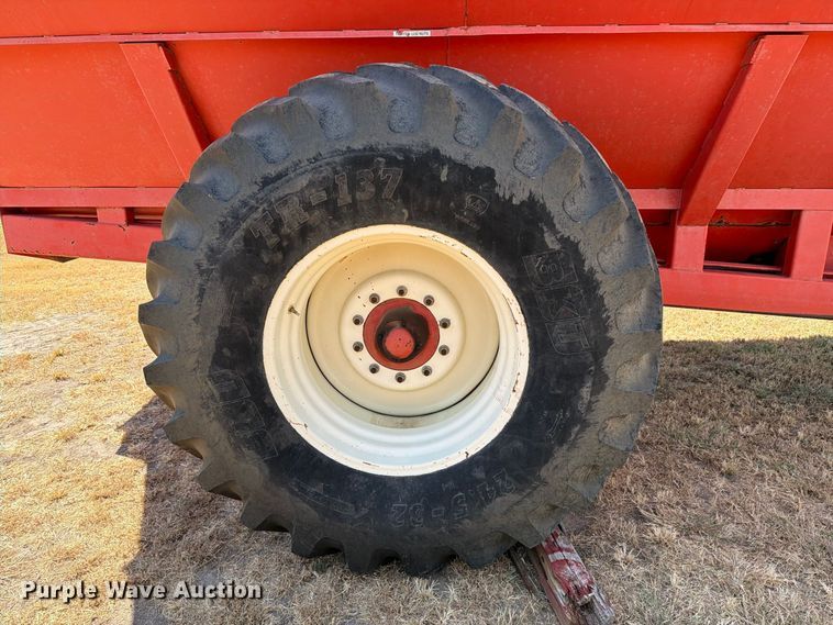 image for item DV8599 Killbros 1200 grain cart