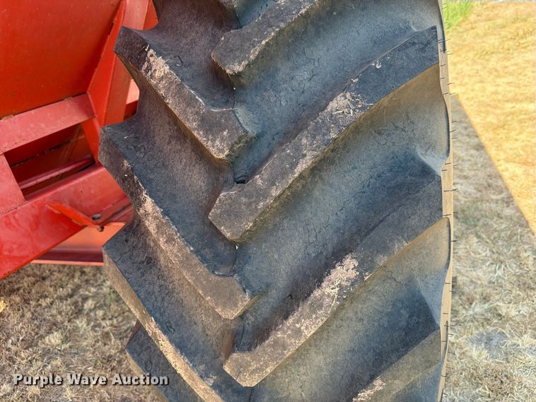 image for item DV8599 Killbros 1200 grain cart