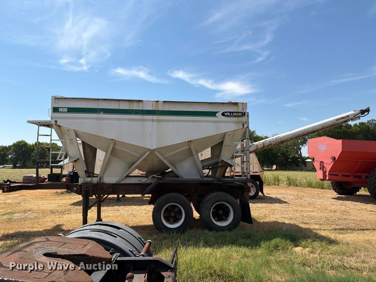 image for item DV8602 1984 Strick Corp Trailers feed delivery trailer