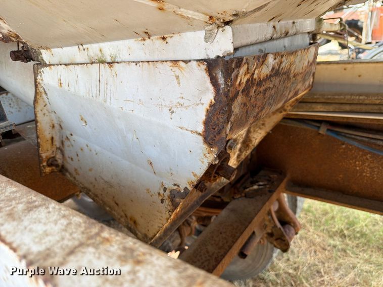 image for item DV8602 1984 Strick Corp Trailers feed delivery trailer