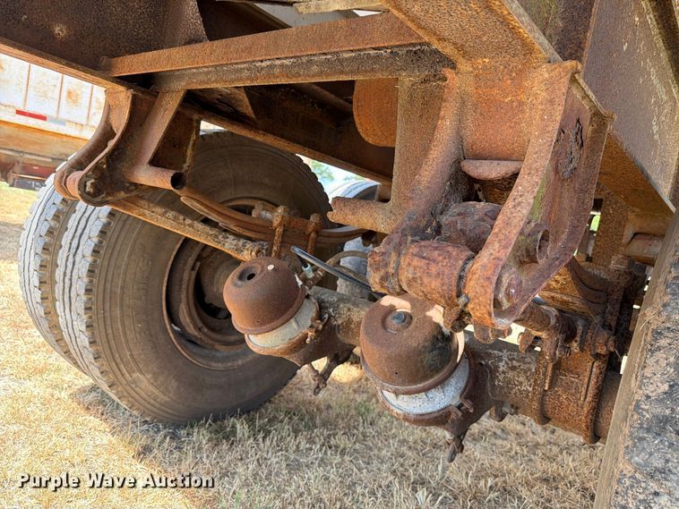 image for item DV8602 1984 Strick Corp Trailers feed delivery trailer