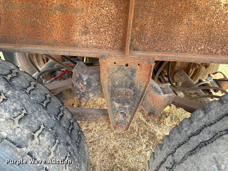 image for item DV8602 1984 Strick Corp Trailers feed delivery trailer