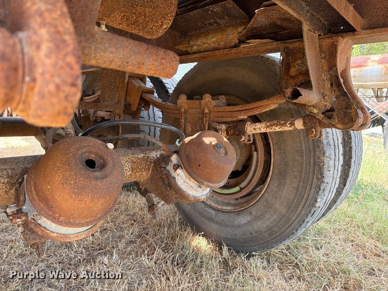 image for item DV8602 1984 Strick Corp Trailers feed delivery trailer