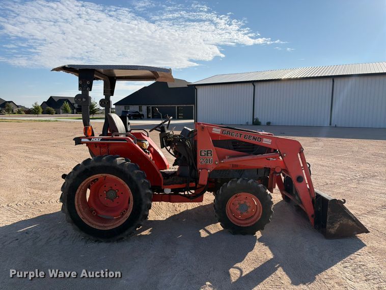 image for item DV8628 Kubota L3010 MFWD tractor