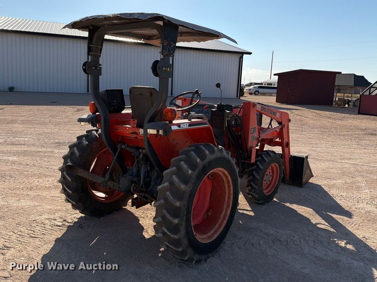 image for item DV8628 Kubota L3010 MFWD tractor