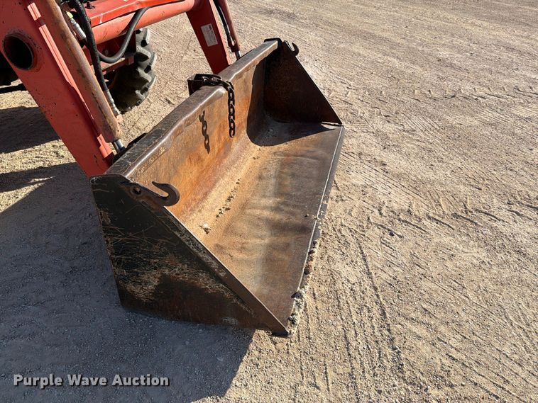 image for item DV8628 Kubota L3010 MFWD tractor