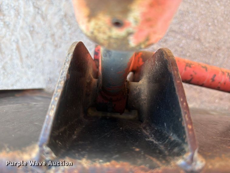 image for item DV8628 Kubota L3010 MFWD tractor