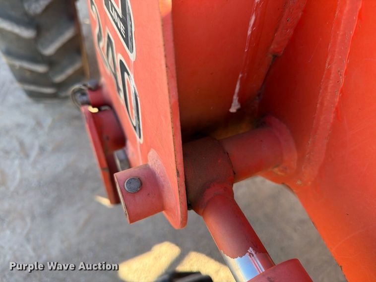 image for item DV8628 Kubota L3010 MFWD tractor