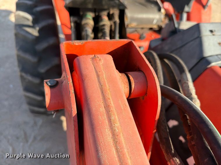 image for item DV8628 Kubota L3010 MFWD tractor