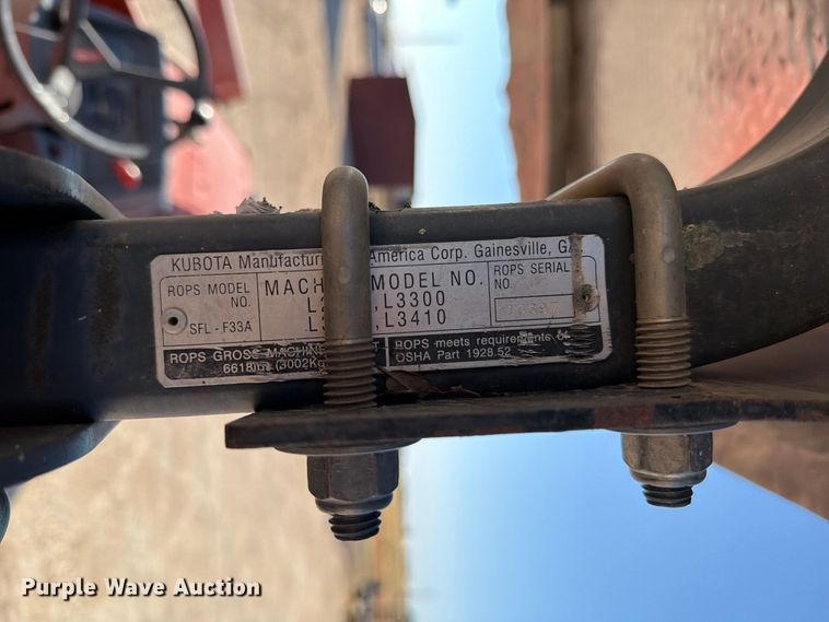 image for item DV8628 Kubota L3010 MFWD tractor