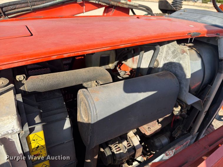 image for item DV8628 Kubota L3010 MFWD tractor