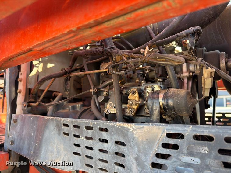 image for item DV8628 Kubota L3010 MFWD tractor