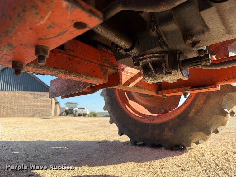 image for item DV8628 Kubota L3010 MFWD tractor