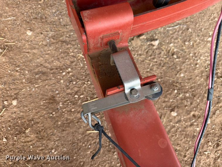 image for item DV8643 2013 Hew holland BC5070 small square baler