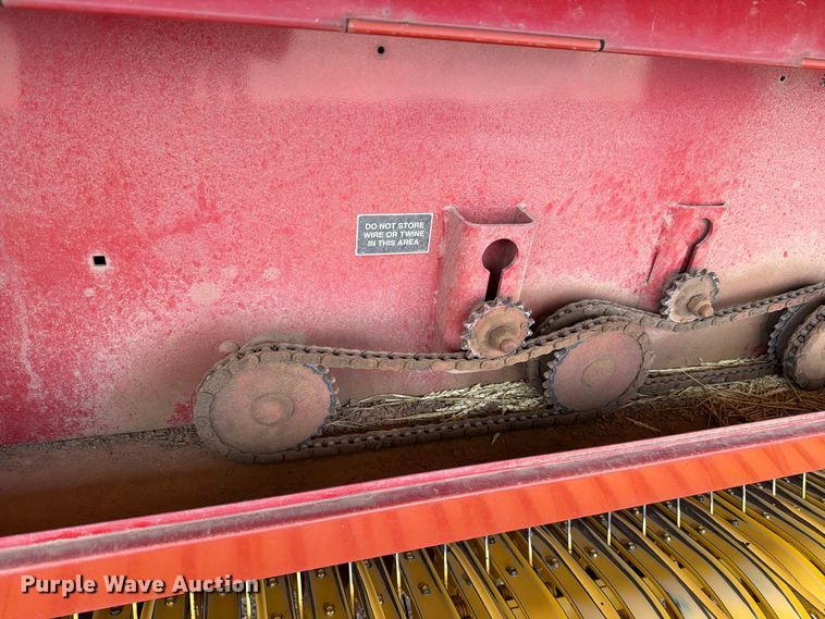 image for item DV8643 2013 Hew holland BC5070 small square baler