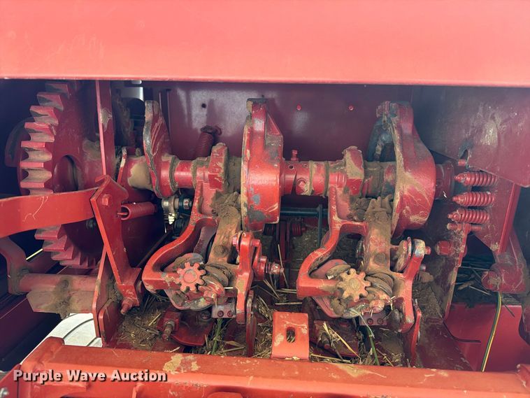 image for item DV8643 2013 Hew holland BC5070 small square baler