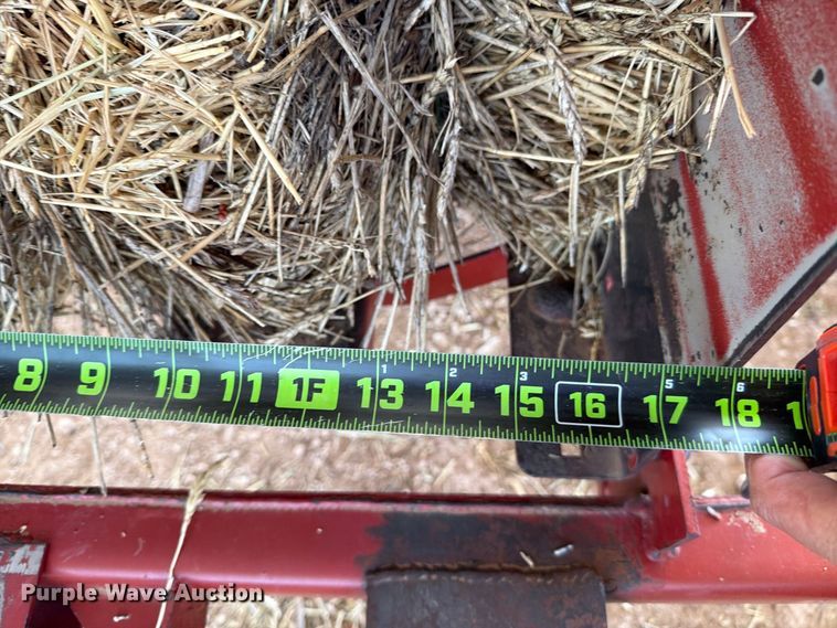 image for item DV8643 2013 Hew holland BC5070 small square baler