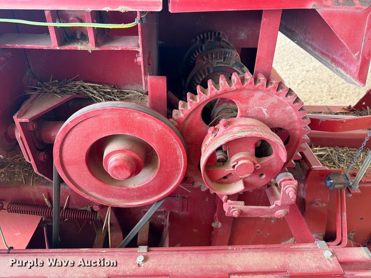 image for item DV8643 2013 Hew holland BC5070 small square baler