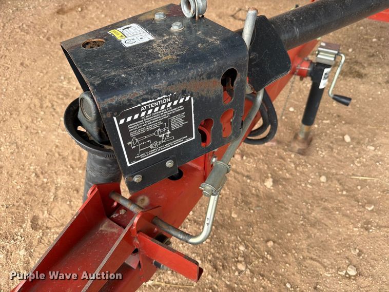 image for item DV8644 New holland BC5070 small square baler