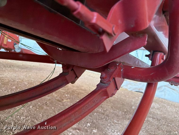 image for item DV8644 New holland BC5070 small square baler